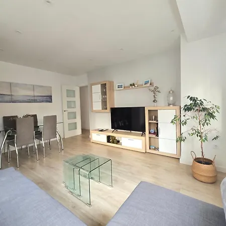 Appartement Piso En Pleno Centro De Al Lado De La Playa 1a139 By R2r Consulting *