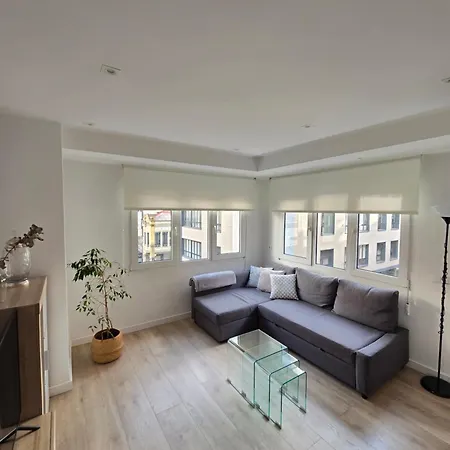 Piso En Pleno Centro De Al Lado De La Playa 1a139 By R2r Consulting Appartement