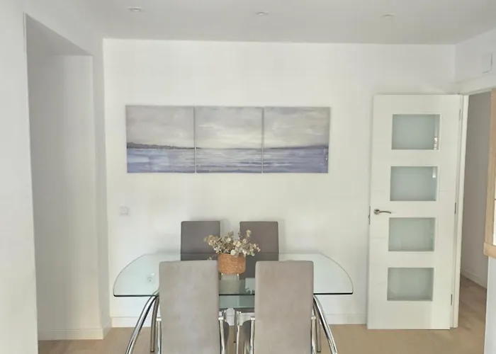 Piso En Pleno Centro De Al Lado De La Playa 1a139 By R2r Consulting Appartement *