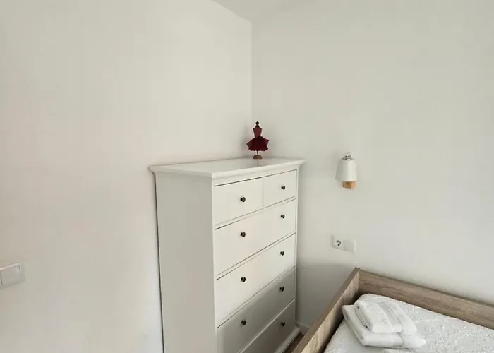 Apartamento Piso En Pleno Centro De Al Lado De La Playa 1a139 By R2r Consulting Gijón